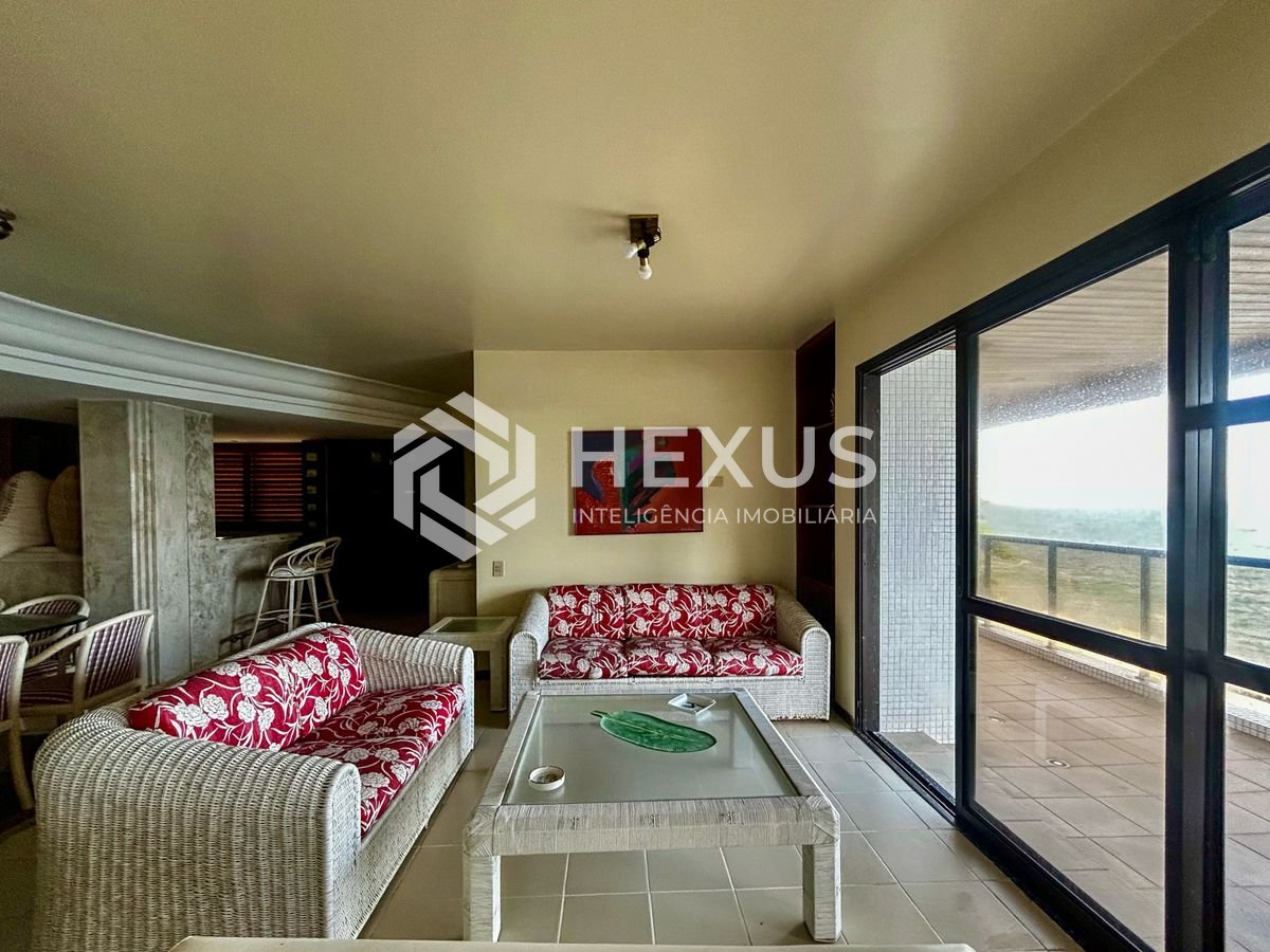 Foto 4 de Apartamento frente mar com varanda vista mar e lazer nos Tortugas na Praia da Enseada, Guarujá
