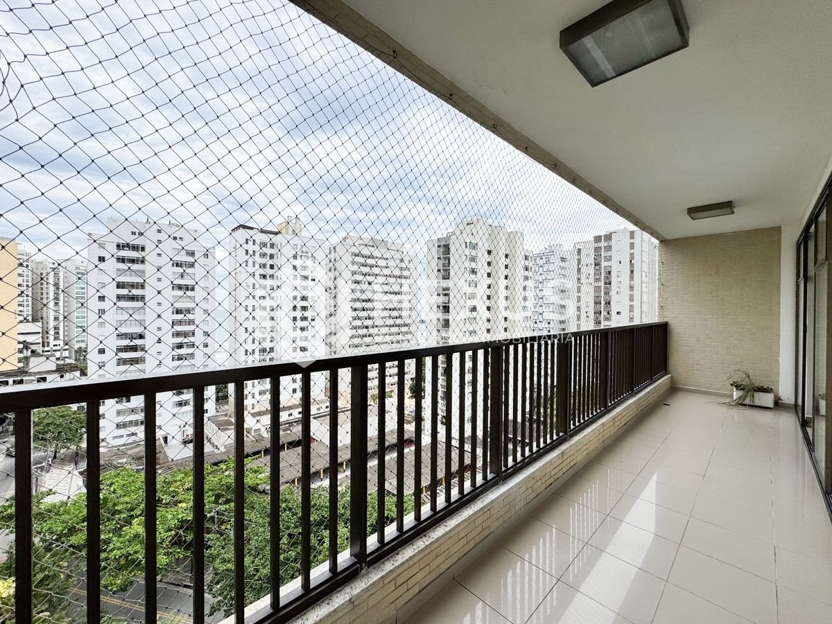 Apartamento em Pitangueiras — foto 1