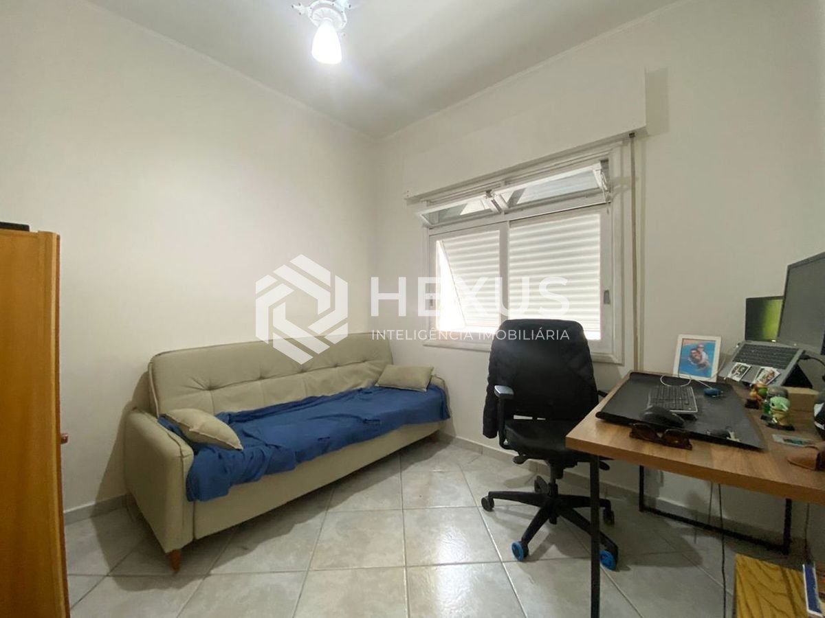 Foto 4 de Apartamento reformado a 2 quadras da Praia das Pitangueiras, Guarujá