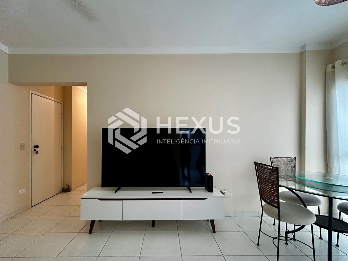 Foto 4 de Apartamento com varanda a 450 metros da praia no Jardim Astúrias, Guarujá