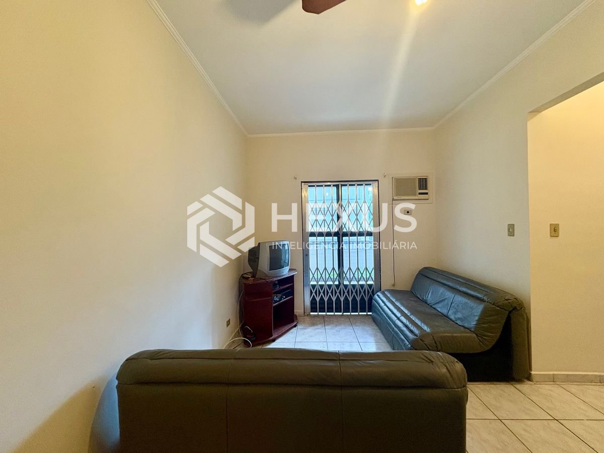 Foto 2 de Apartamento com varanda e lazer na Praia das Astúrias, Guarujá