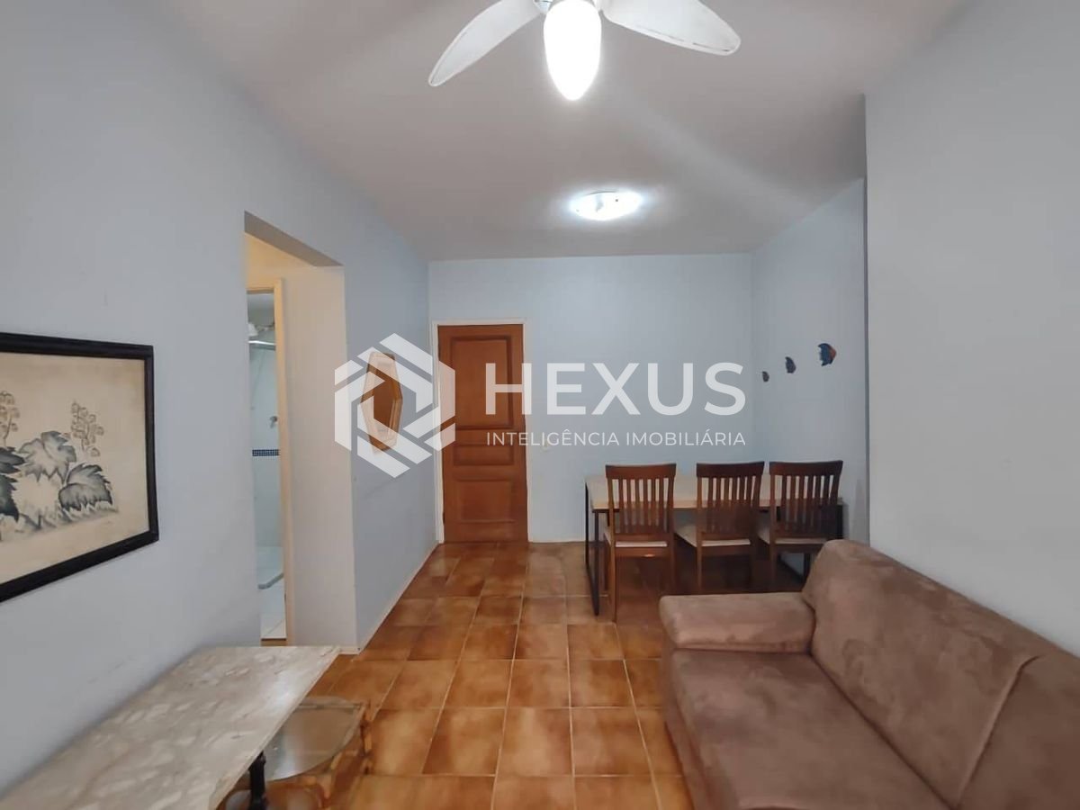 Foto 5 de Apartamento com varanda e lazer a 200 metros da Praia da Enseada, Guarujá