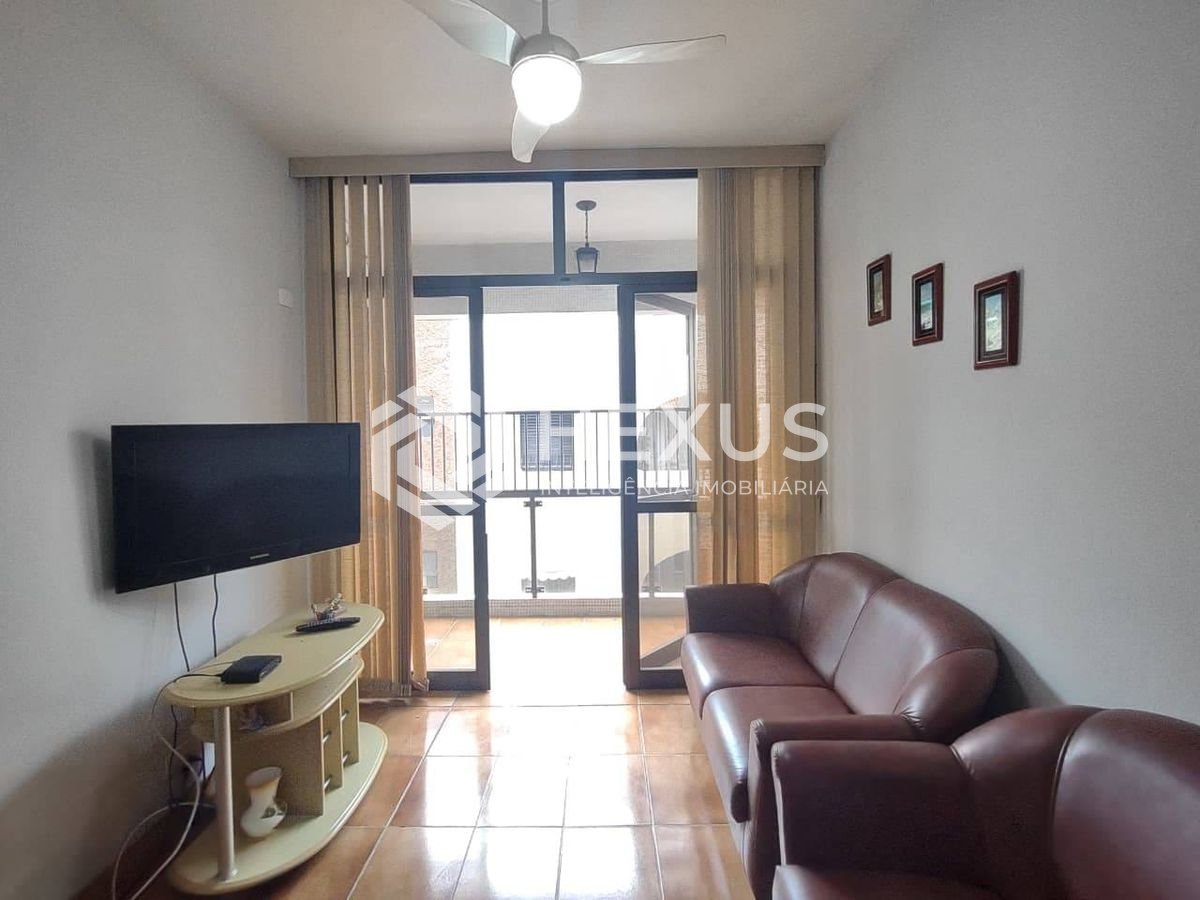 Foto 4 de Apartamento com varanda e lazer a 200 metros da Praia da Enseada, Guarujá