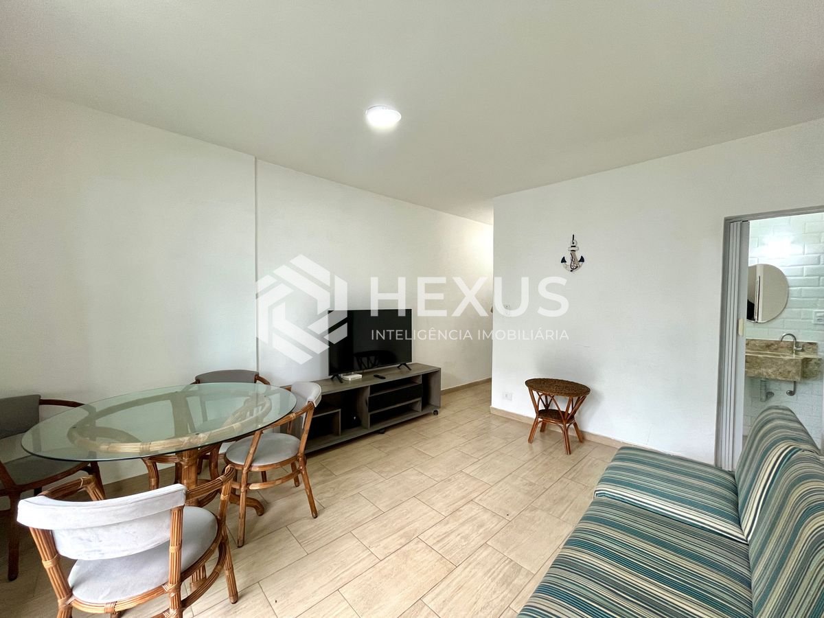 Foto 5 de Apartamento com varanda vista mar na beira mar da praia nas Pitangueiras, Guarujá