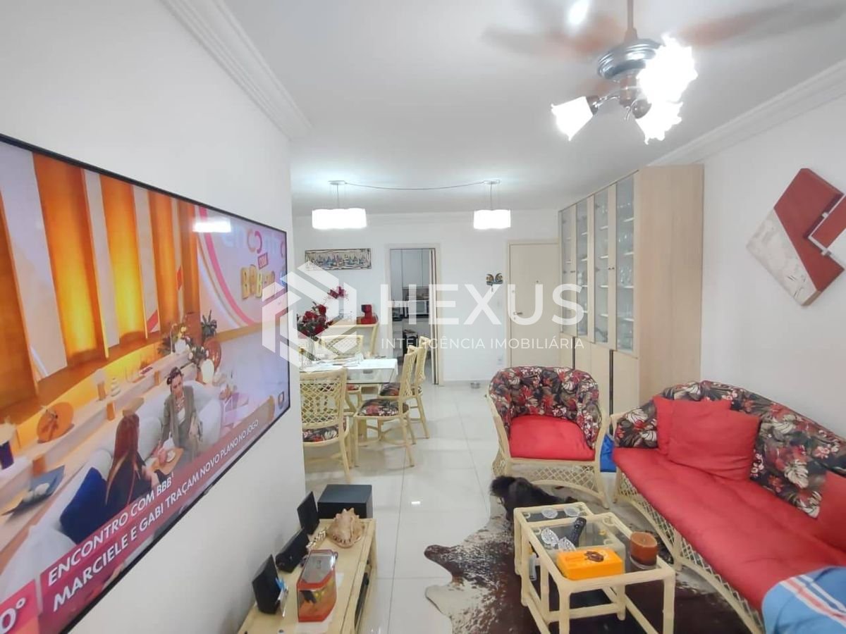 Foto 4 de Apartamento reformado com varanda e lazer na Praia da Enseada, Guarujá