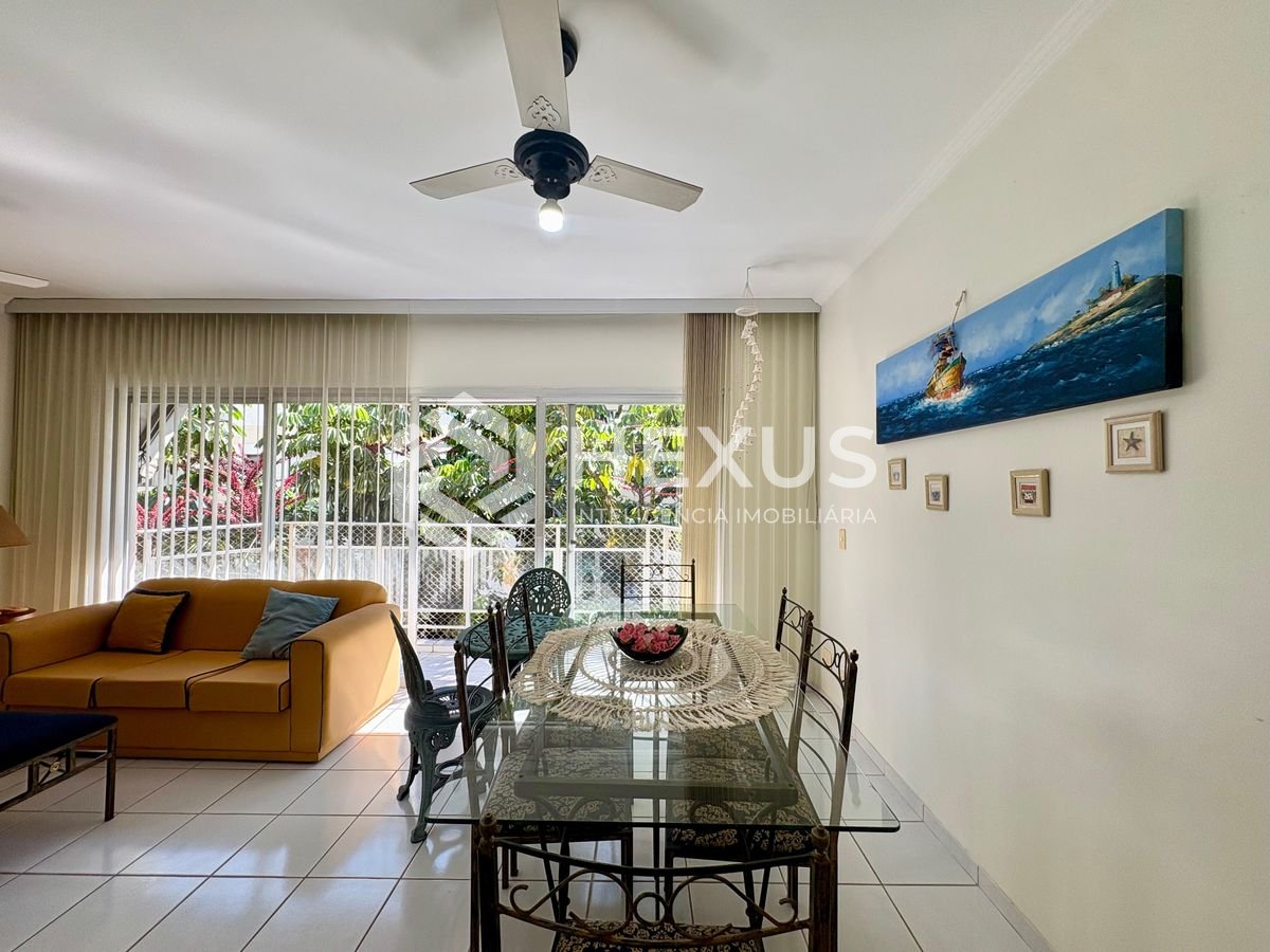 Foto 3 de Apartamento com varanda e lazer na Enseada, Guarujá