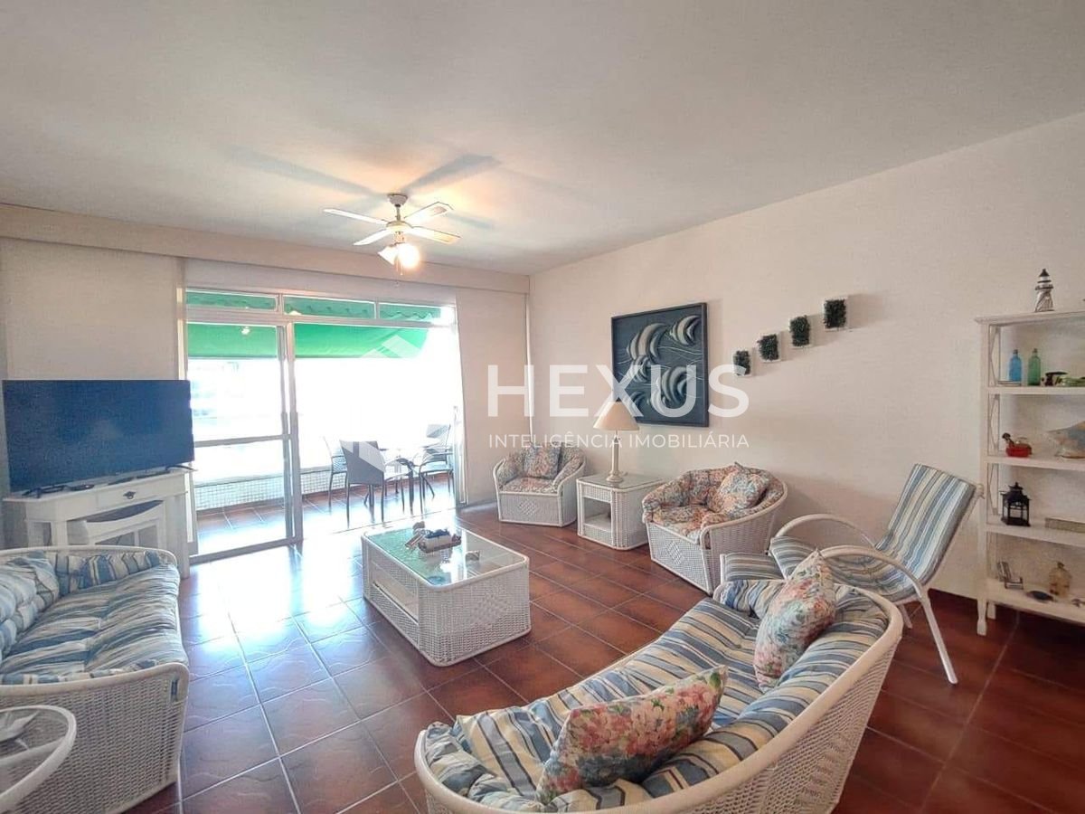 Foto 2 de Apartamento com varanda e lazer na Enseada, Guarujá