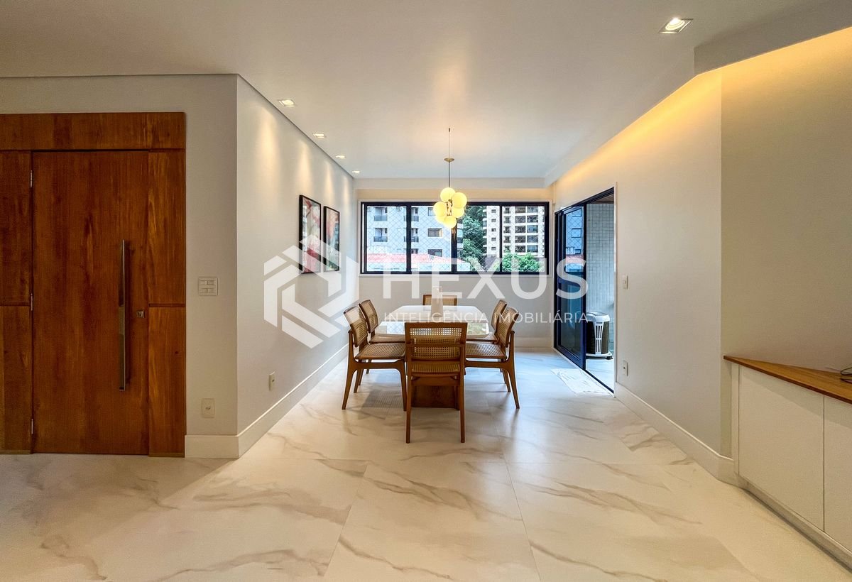 Foto 5 de Apartamento reformado varanda gourmet à venda, Pitangueiras, Guarujá, SP