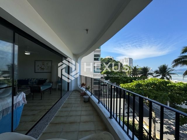 Foto 3 de Apartamento frente mar com varanda vista mar no Jardim Astúrias, Guarujá