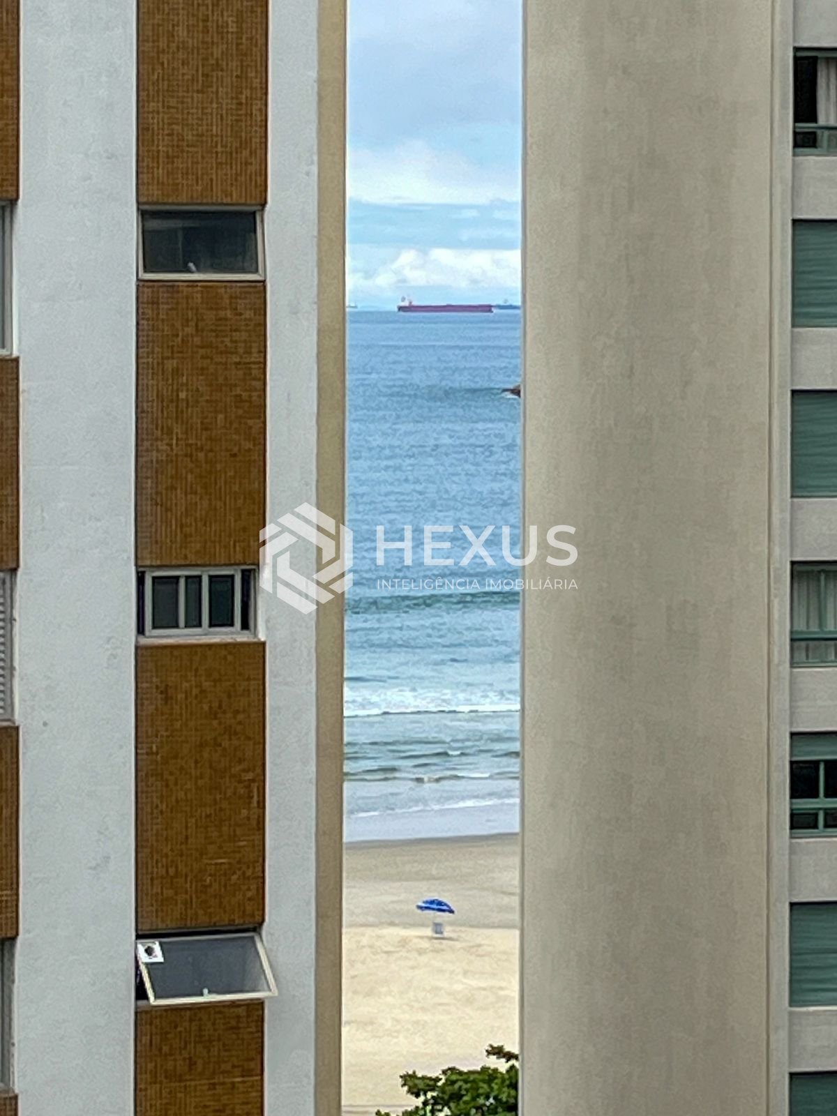 Apartamento em Pitangueiras — foto 1