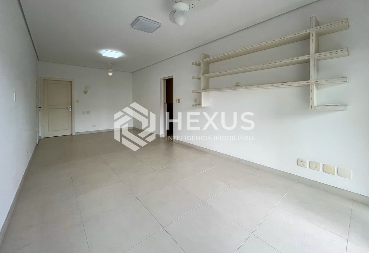 Foto 5 de Apartamento frente mar com varanda vista mar nas Pitangueiras, Guarujá