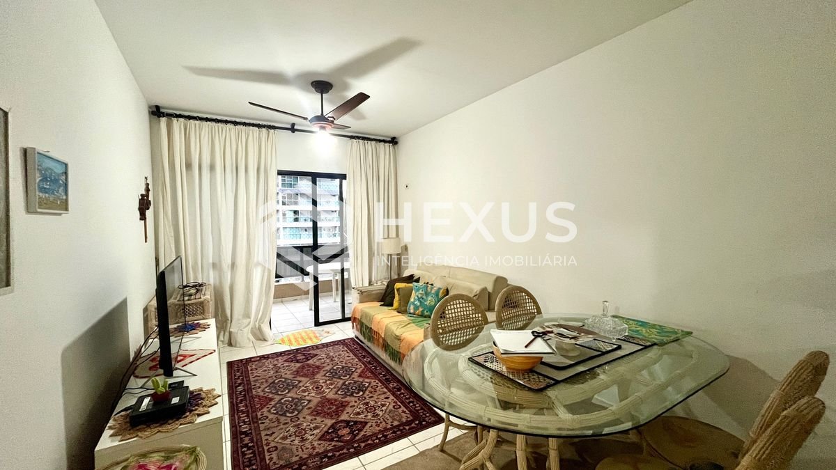 Foto 2 de Apartamento com varanda e lazer nas Pitangueiras, Guarujá