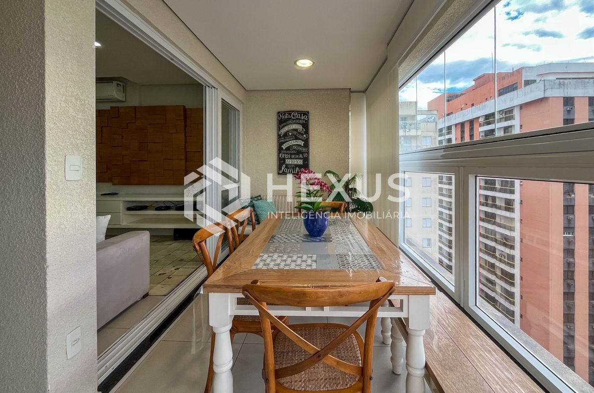 Foto 2 de Apartamento com varanda gourmet vista mar e lazer na beira mar da Praia nas Pitangueiras, Guarujá