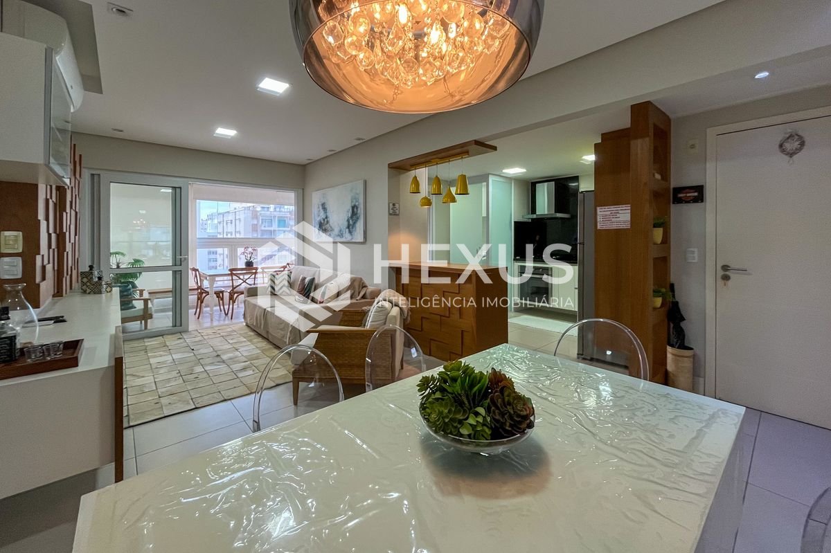 Foto 4 de Apartamento com varanda gourmet vista mar e lazer na beira mar da Praia nas Pitangueiras, Guarujá