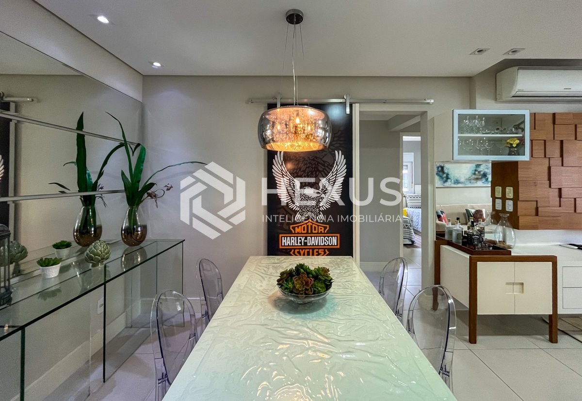 Foto 5 de Apartamento com varanda gourmet vista mar e lazer na beira mar da Praia nas Pitangueiras, Guarujá