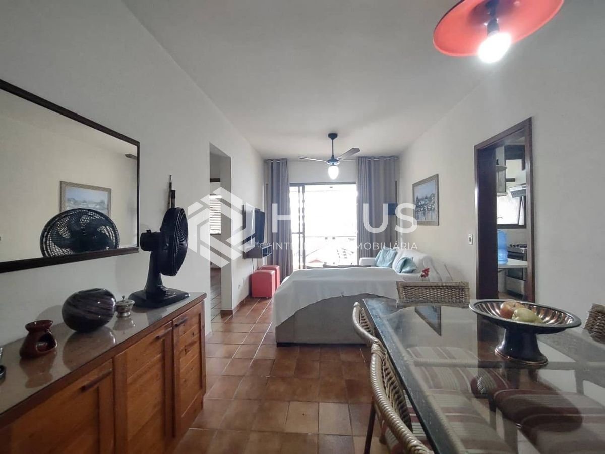 Foto 2 de Apartamento com varanda na Enseada, Guarujá