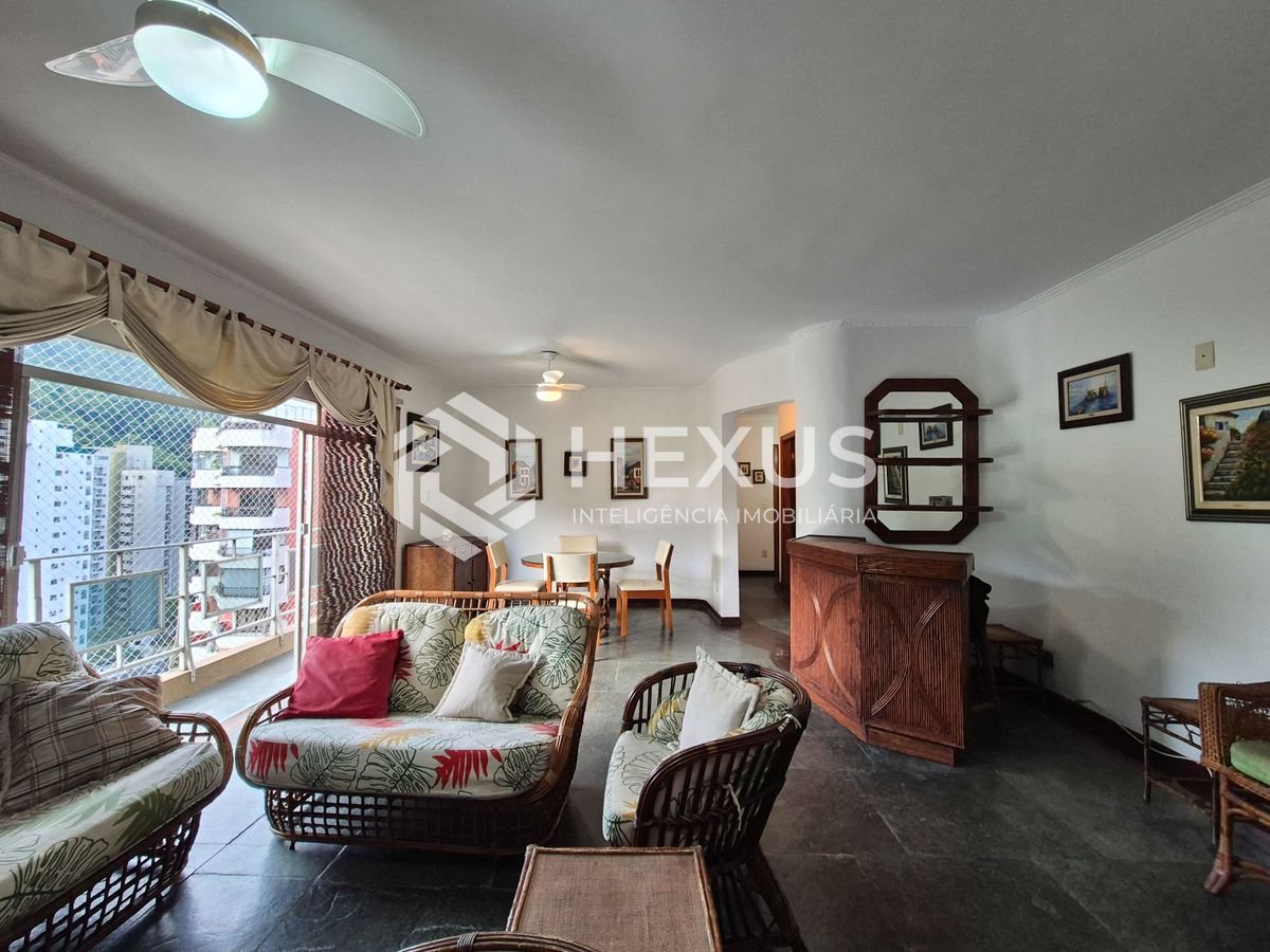 Foto 4 de Apartamento reformado com varanda e lazer, Guarujá