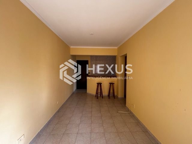 Foto 3 de Apartamento com varanda e lazer a 500m da praia no Tombo, Guarujá