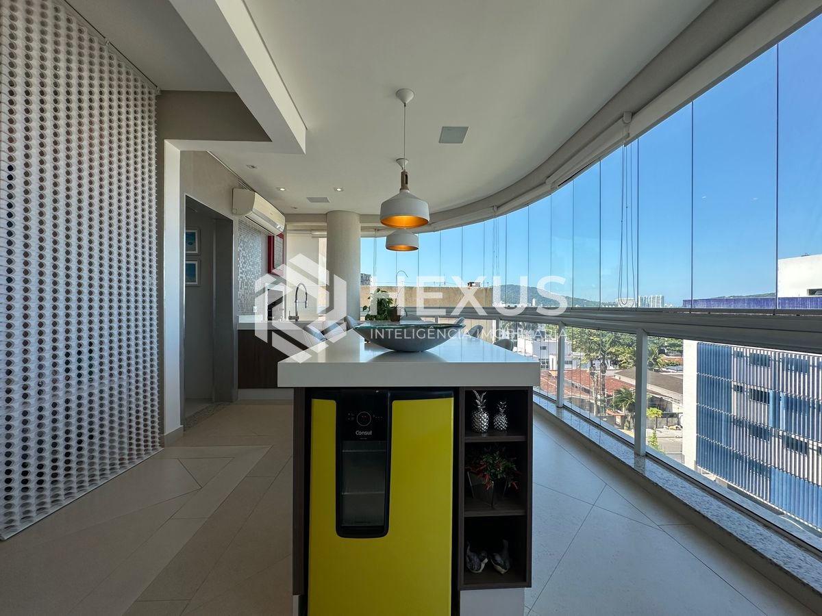 Apartamento na Enseada — foto 1
