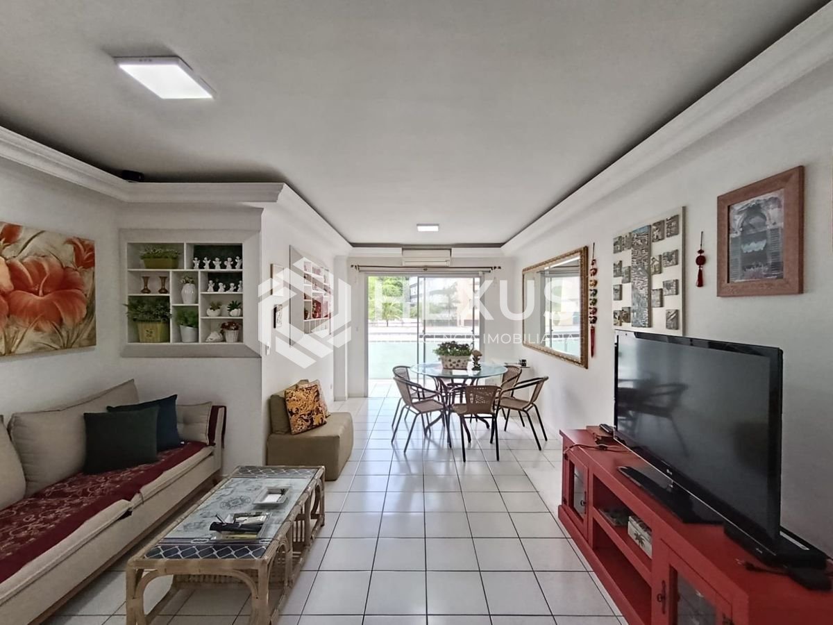 Apartamento na Enseada — foto 1