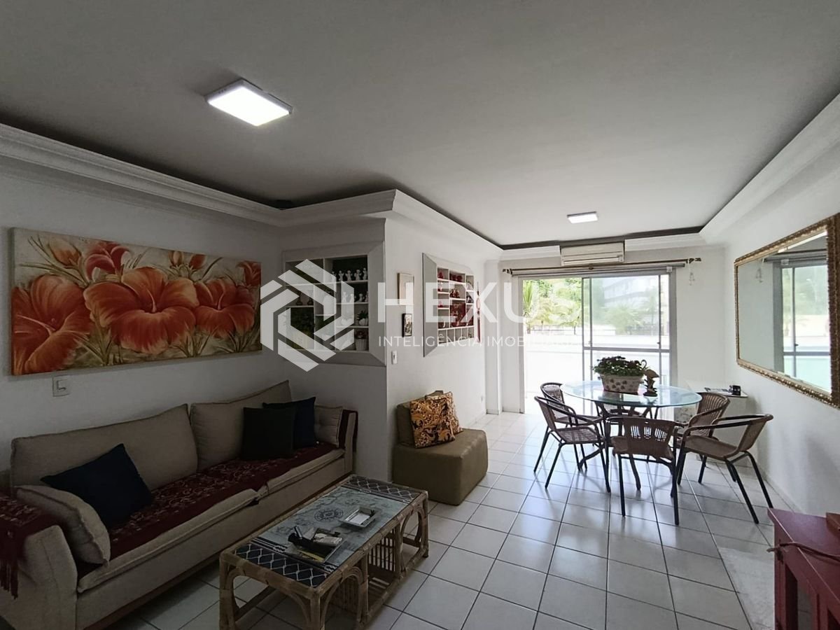 Foto 2 de Apartamento com varanda na Enseada, Guarujá