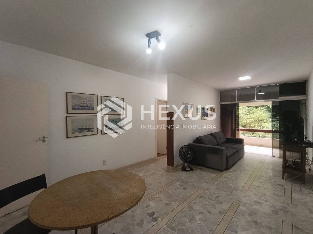 Foto 3 de Apartamento com varanda e lazer na Enseada, Guarujá