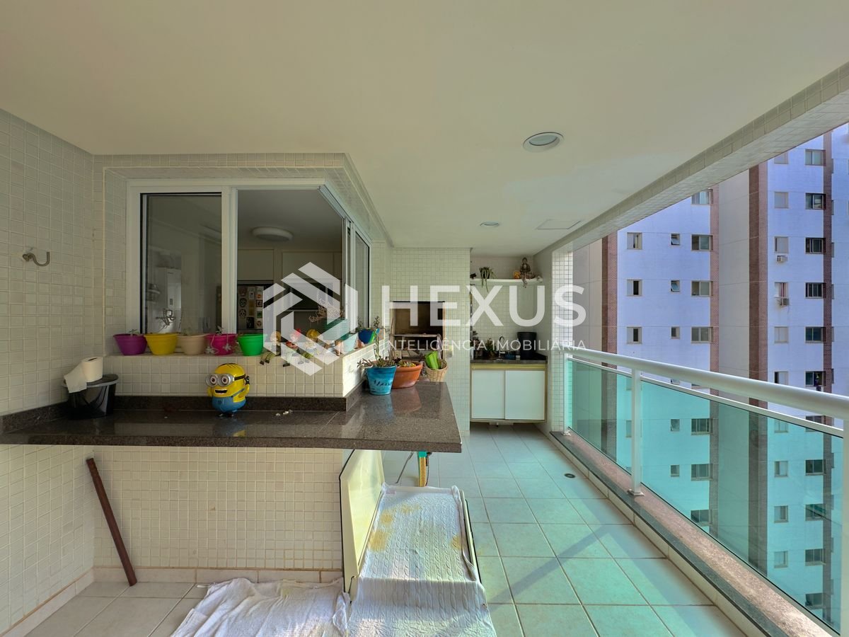 Foto 2 de Apartamento com varanda gourmet com lazer a 2 quadras do mar nas Pitangueiras, Guarujá
