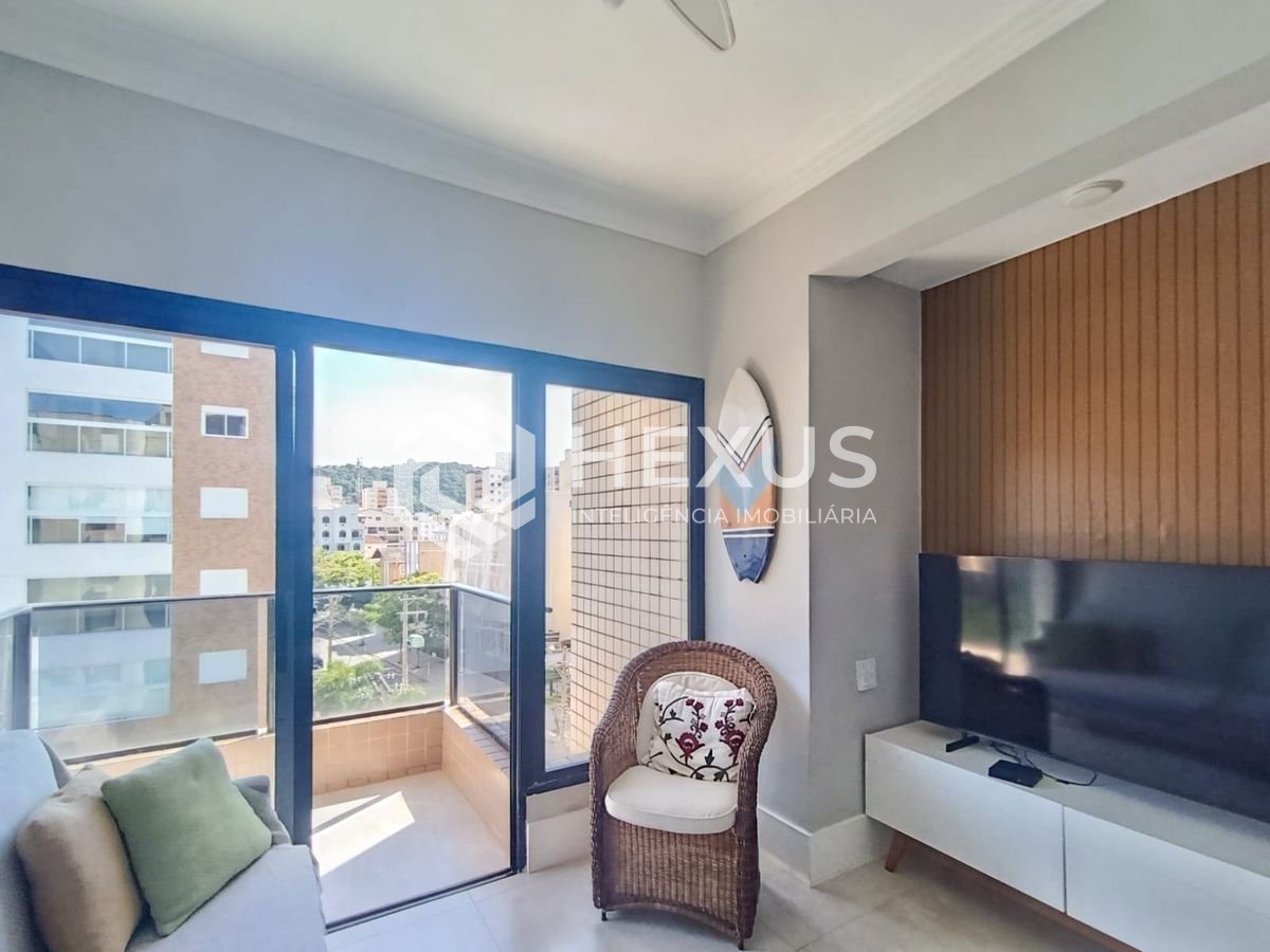 Foto 5 de Apartamento com varanda e lazer na Enseada, Guarujá