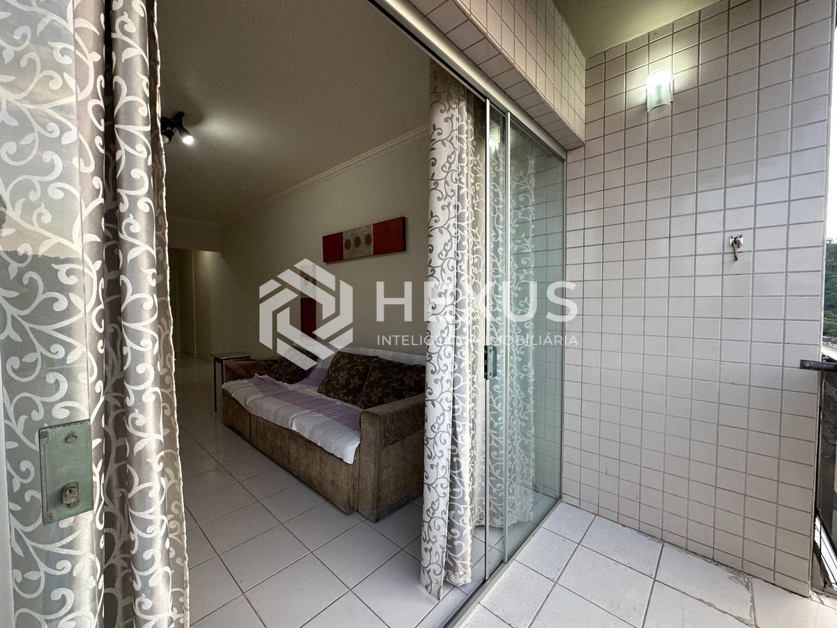 Foto 3 de Apartamento com varanda e lazer na Enseada, Guarujá