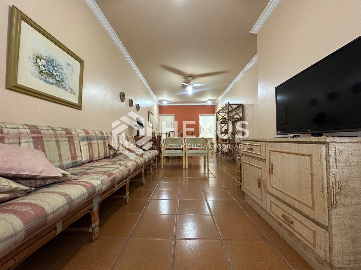 Foto 2 de Apartamento com varanda e lazer na Brunella na Enseada, Guarujá