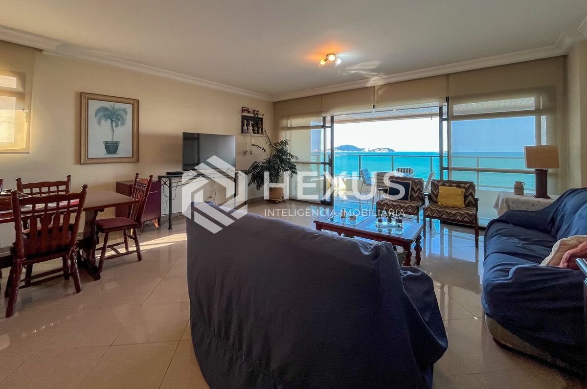 Foto 5 de Apartamento frente mar com varanda e lazer no Jardim Astúrias, Guarujá