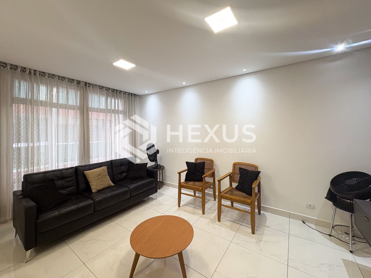 Foto 3 de Apartamento reformado com lazer na Enseada, Guarujá