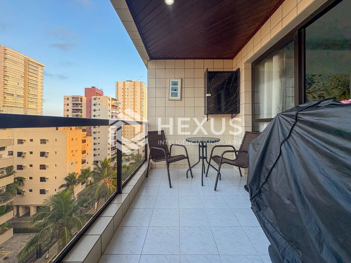 Foto 3 de Apartamento com varanda vista mar e lazer na Enseada, Guarujá