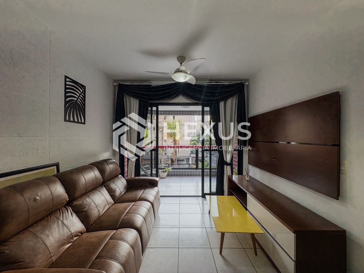 Foto 2 de Apartamento com varanda e lazer na Enseada, Guarujá