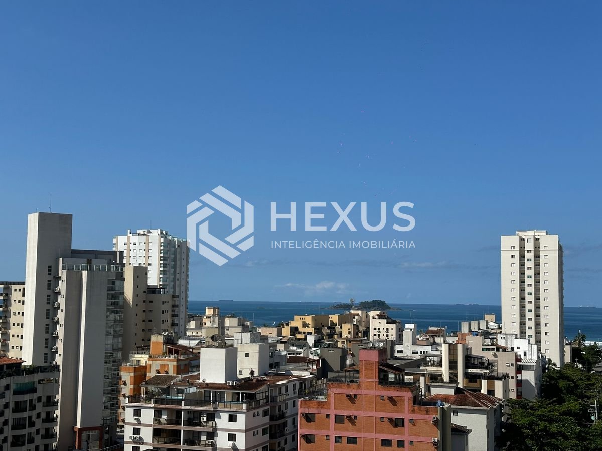Foto 4 de Apartamento reformado com varanda vista mar e lazer a 500m da praia na Enseada, Guarujá