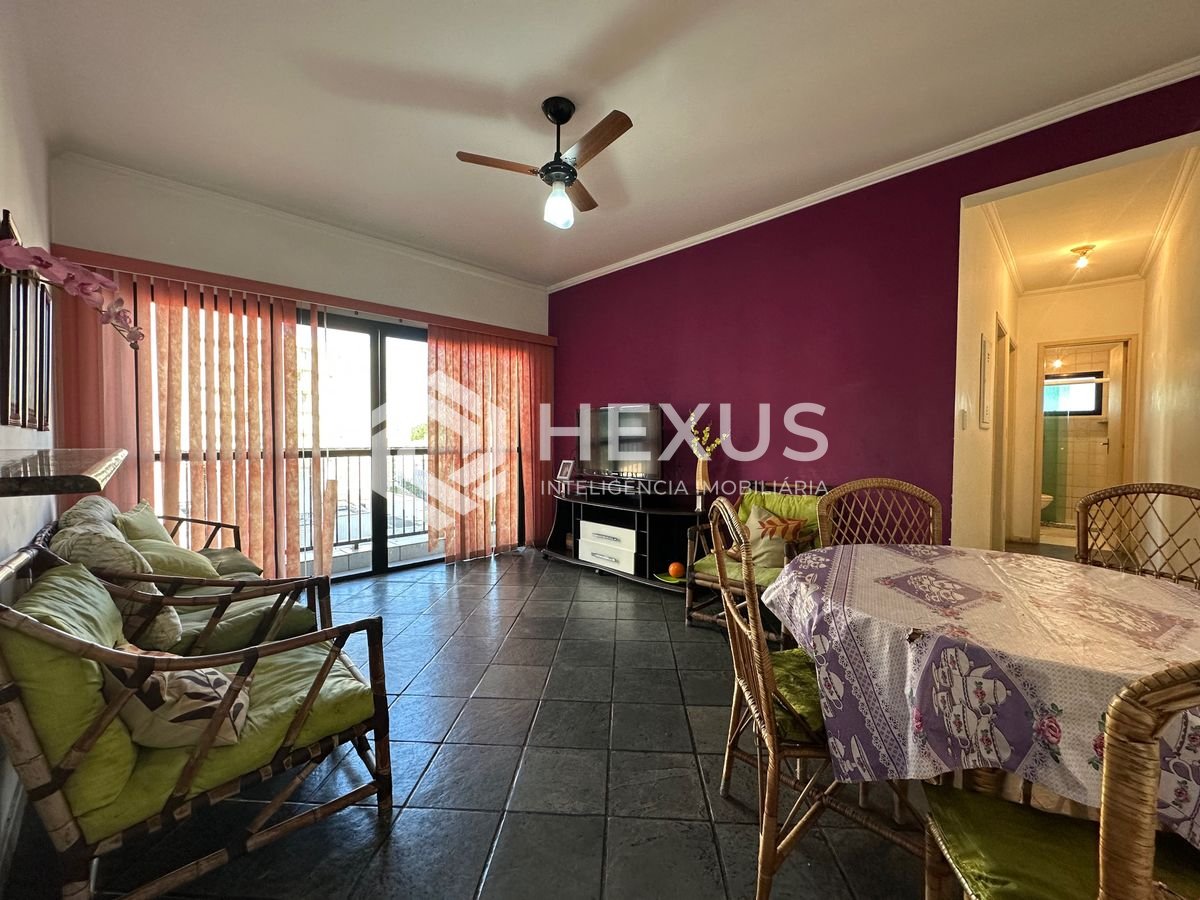 Foto 2 de Apartamento com varanda vista mar e lazer a 800m da praia na Enseada, Guarujá