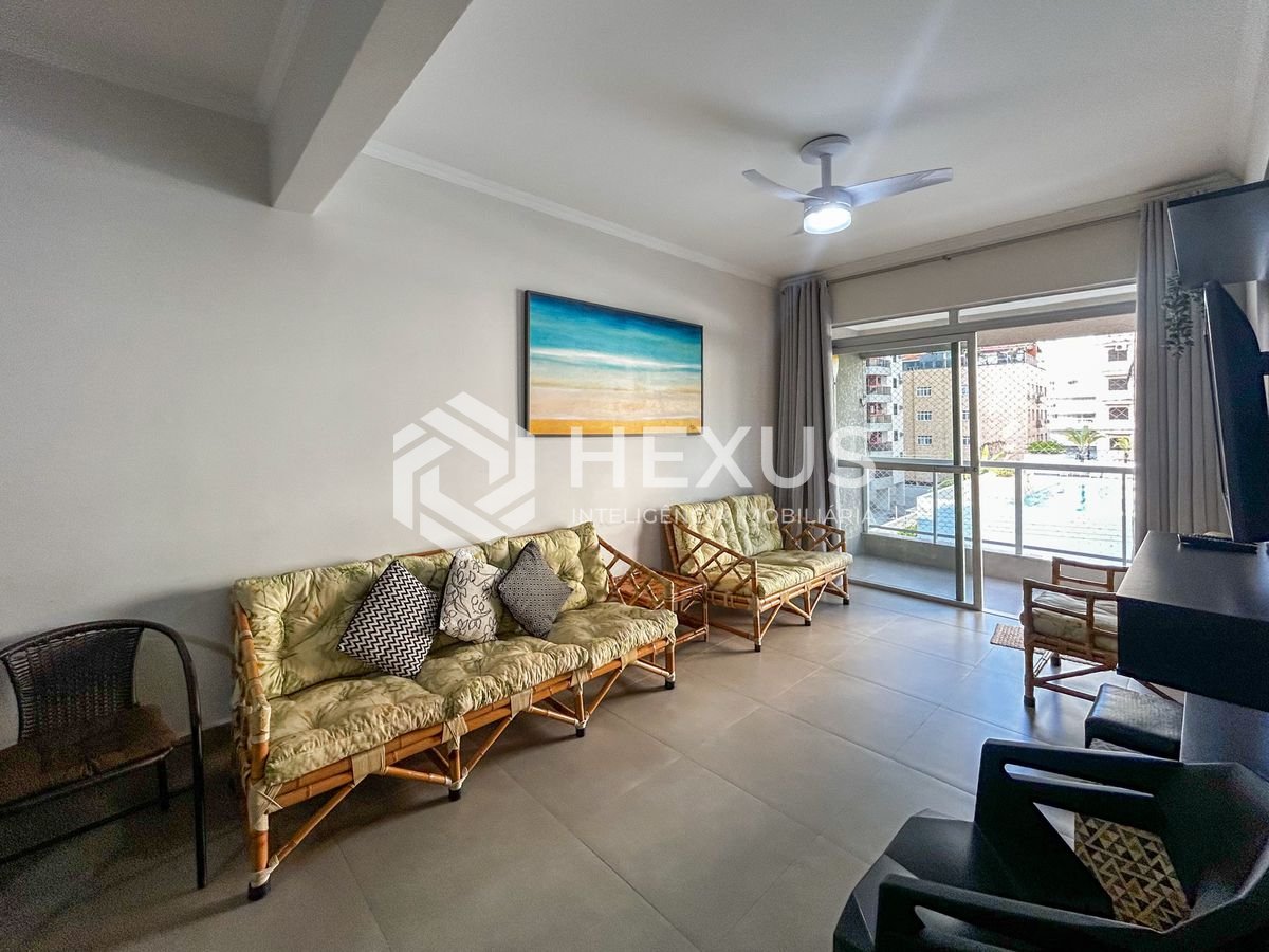 Foto 4 de Apartamento com varanda a 150m da praia na Enseada, Guarujá
