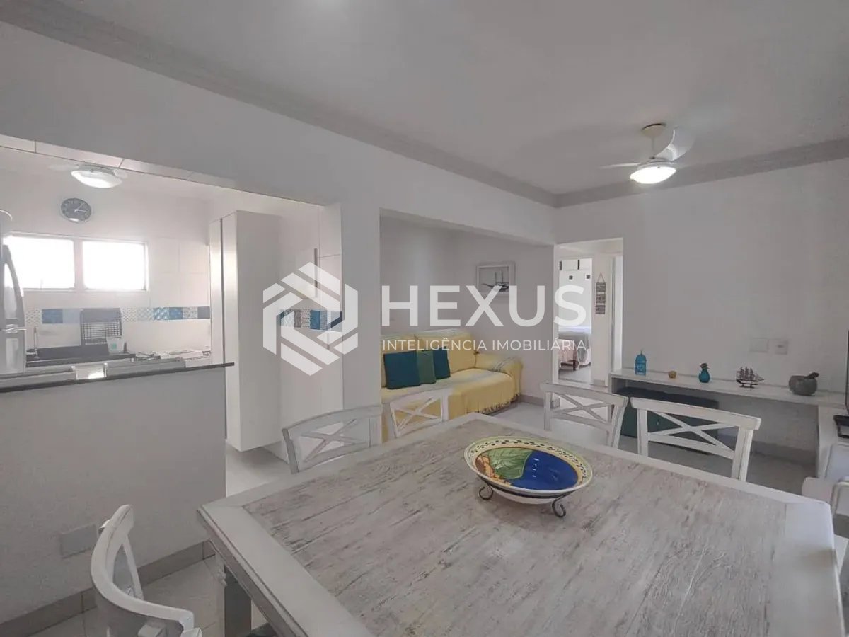 Foto 3 de Apartamento com varanda e lazer na Enseada, Guarujá
