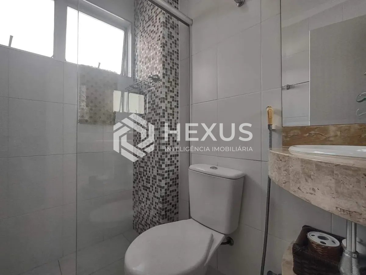 Foto 5 de Apartamento com varanda e lazer na Enseada, Guarujá