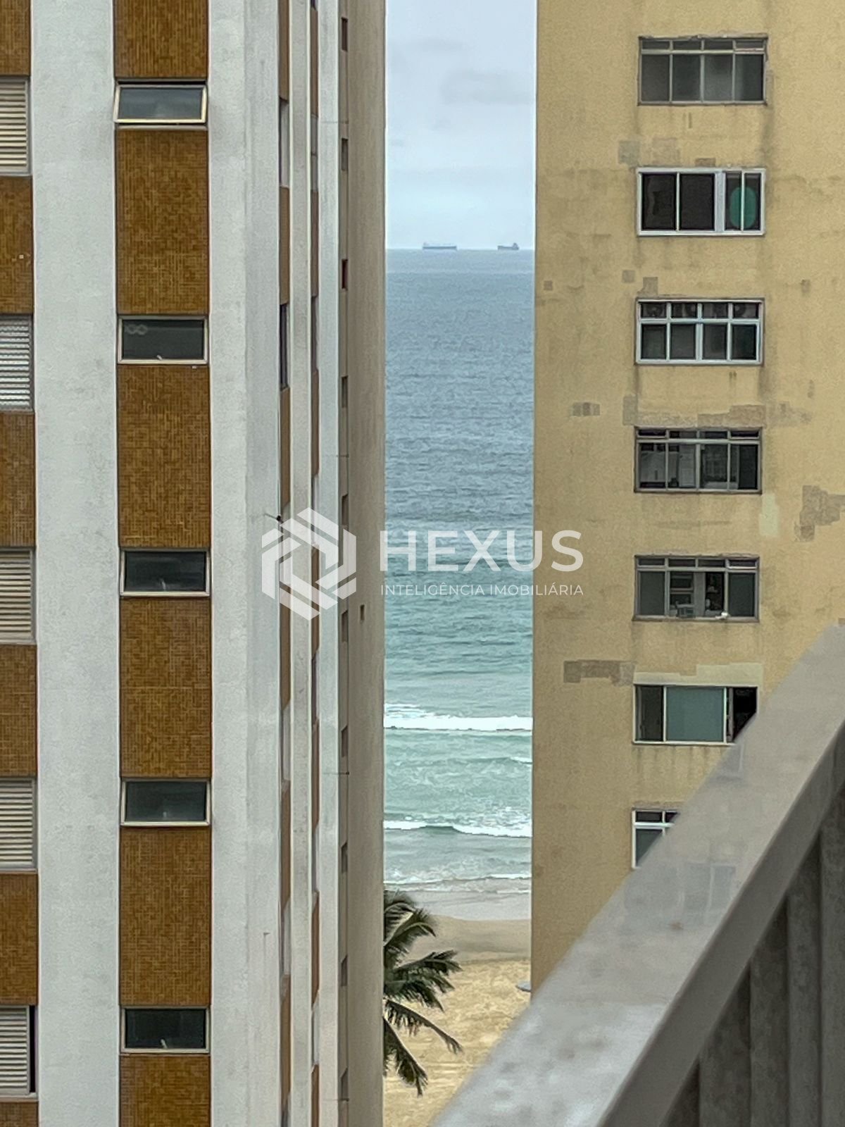 Apartamento em Pitangueiras — foto 1