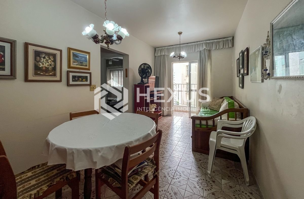 Foto 2 de Apartamento com varanda vista mar e lazer a 1 quadra da praia nas Pitangueiras, Guarujá