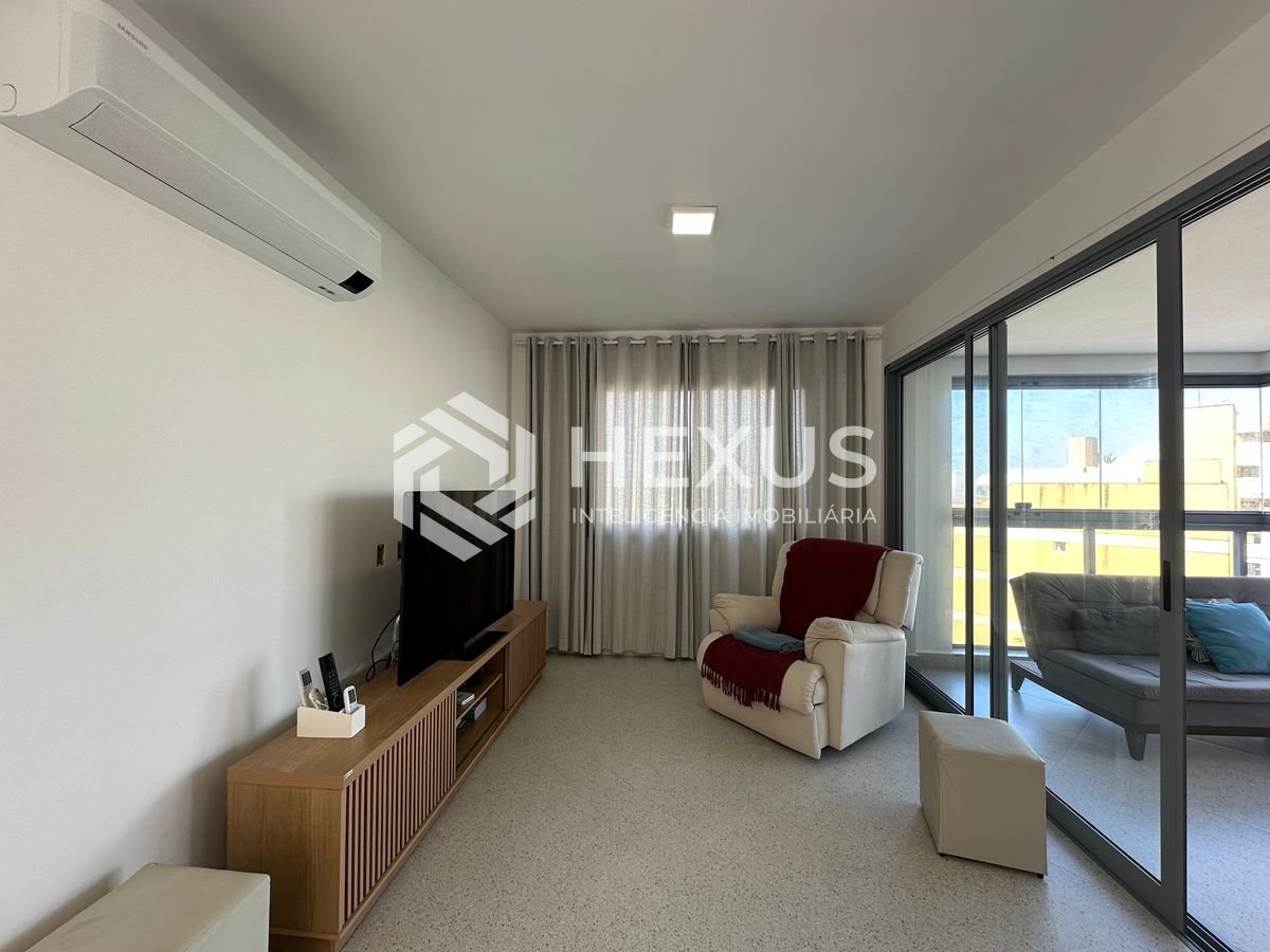 Foto 2 de Apartamento com varanda gourmet e lazer a 300m da praia na Enseada, Guarujá