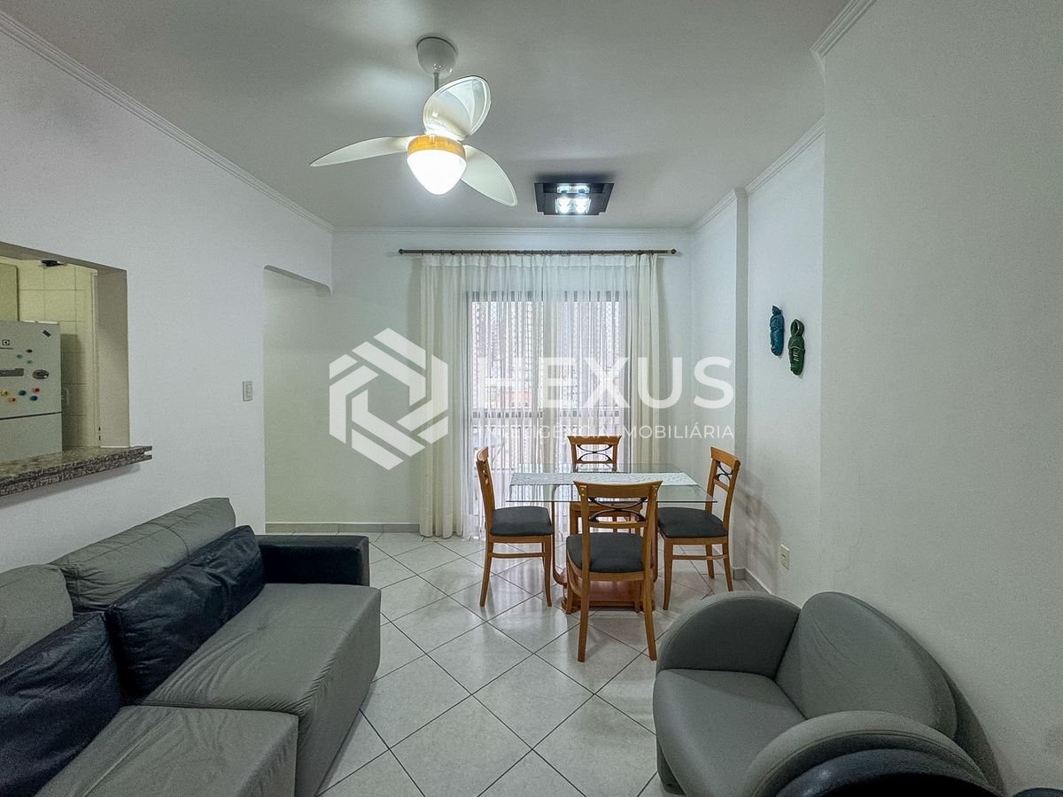 Foto 5 de Apartamento reformado com varanda e lazer no Jardim Astúrias, Guarujá