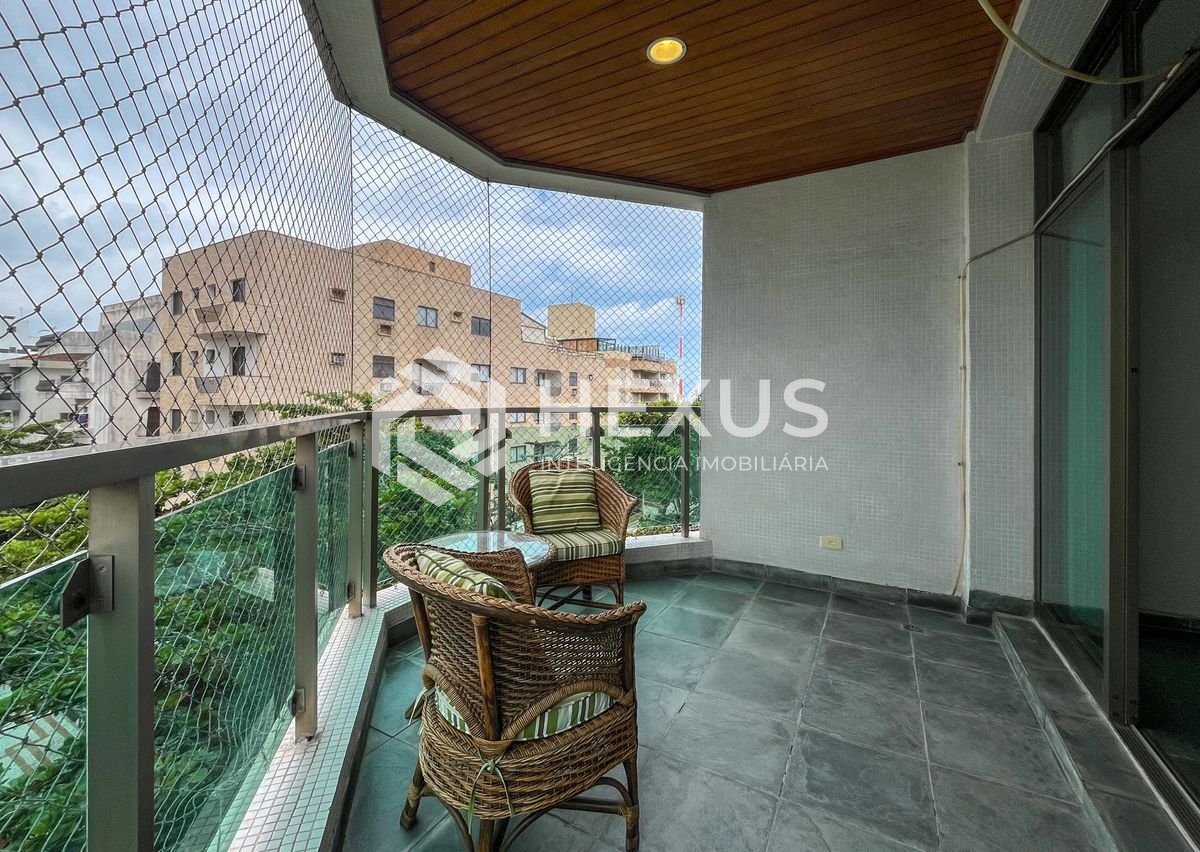 Foto 2 de Apartamento com varanda e lazer na Região dos Hotéis na Enseada, Guarujá