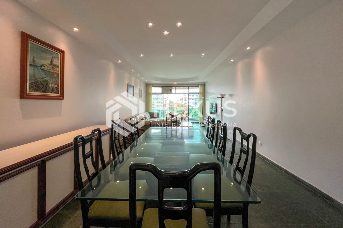 Foto 5 de Apartamento com varanda e lazer na Região dos Hotéis na Enseada, Guarujá