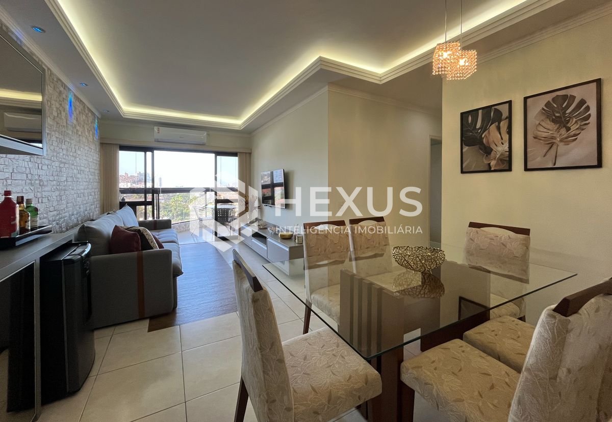 Foto 3 de Apartamento com varanda vista mar e lazer beira mar da praia na Enseada, Guarujá