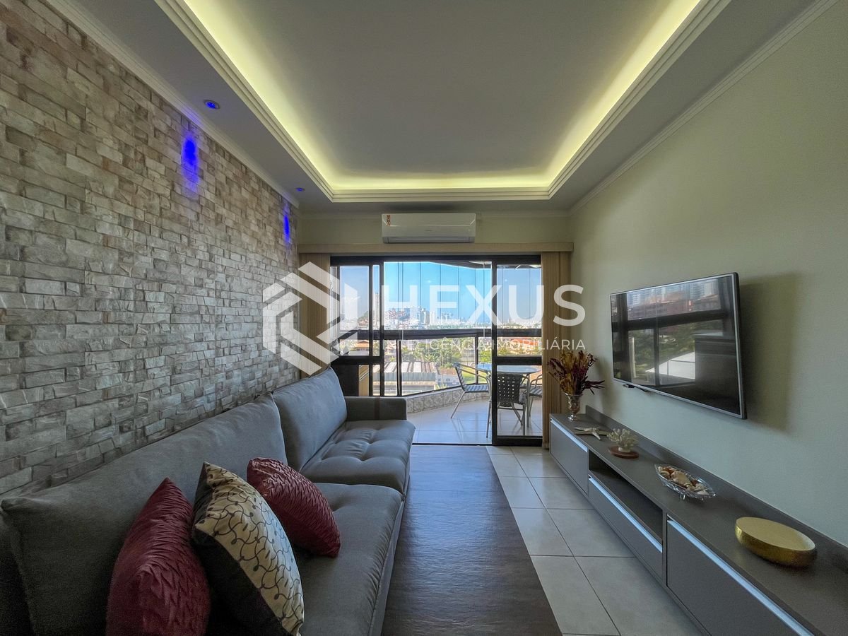 Foto 5 de Apartamento com varanda vista mar e lazer beira mar da praia na Enseada, Guarujá