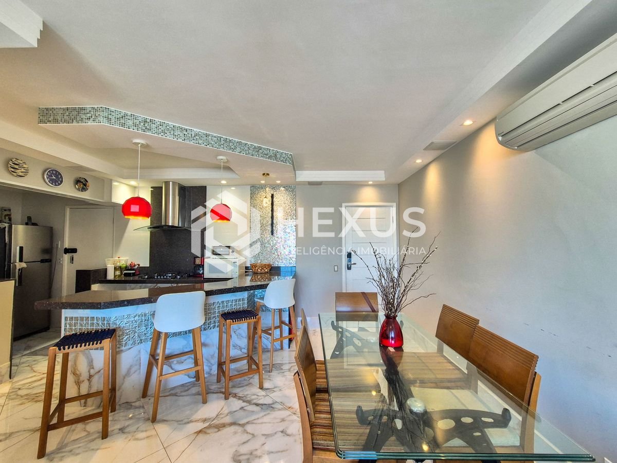 Foto 4 de Apartamento com varanda e lazer na região da Barra Funda nas Pitangueiras, Guarujá