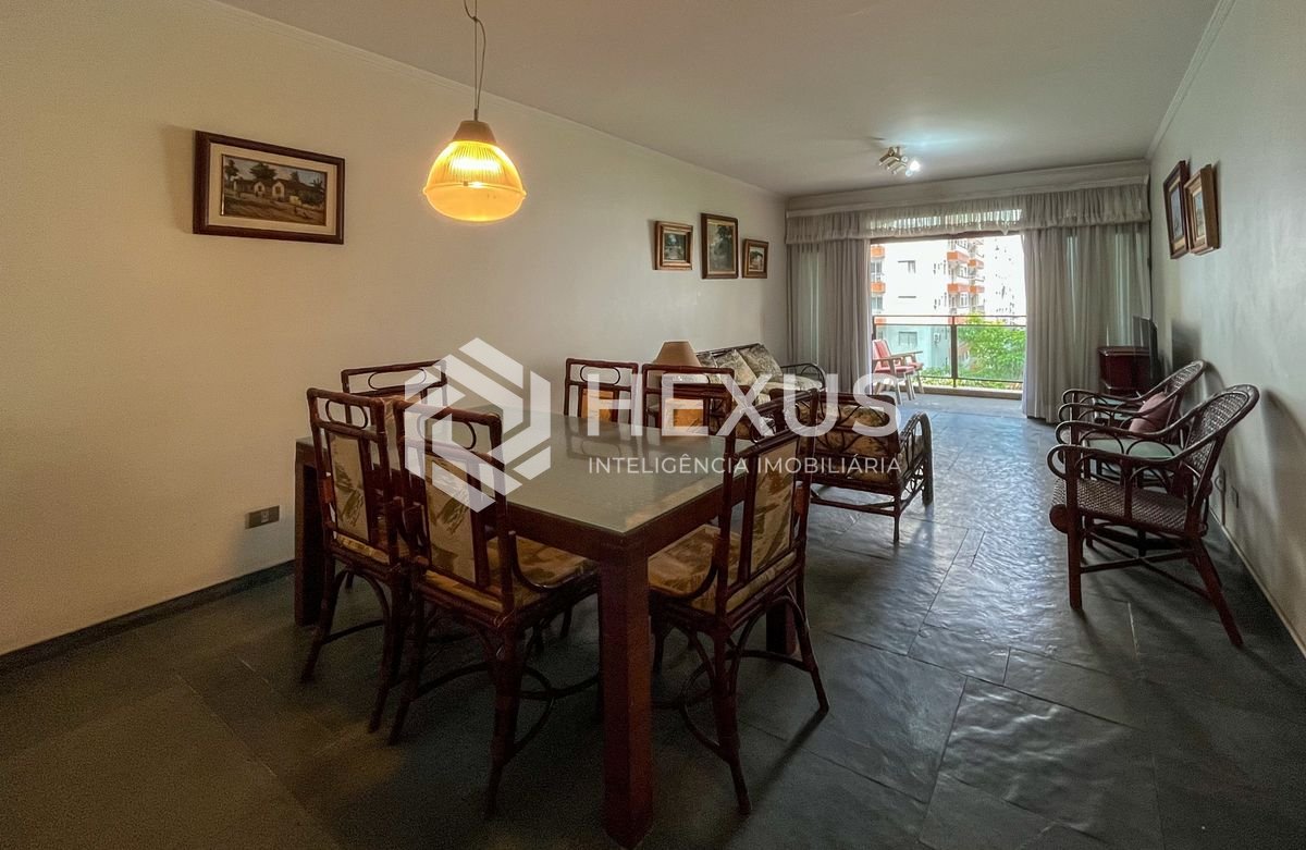 Foto 2 de Apartamento com varanda e 2 vagas à venda, Pitangueiras, Guarujá, SP