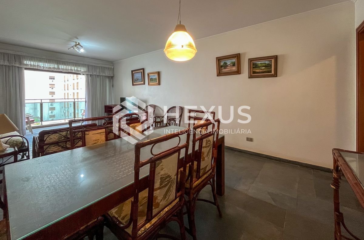 Foto 3 de Apartamento com varanda e 2 vagas à venda, Pitangueiras, Guarujá, SP